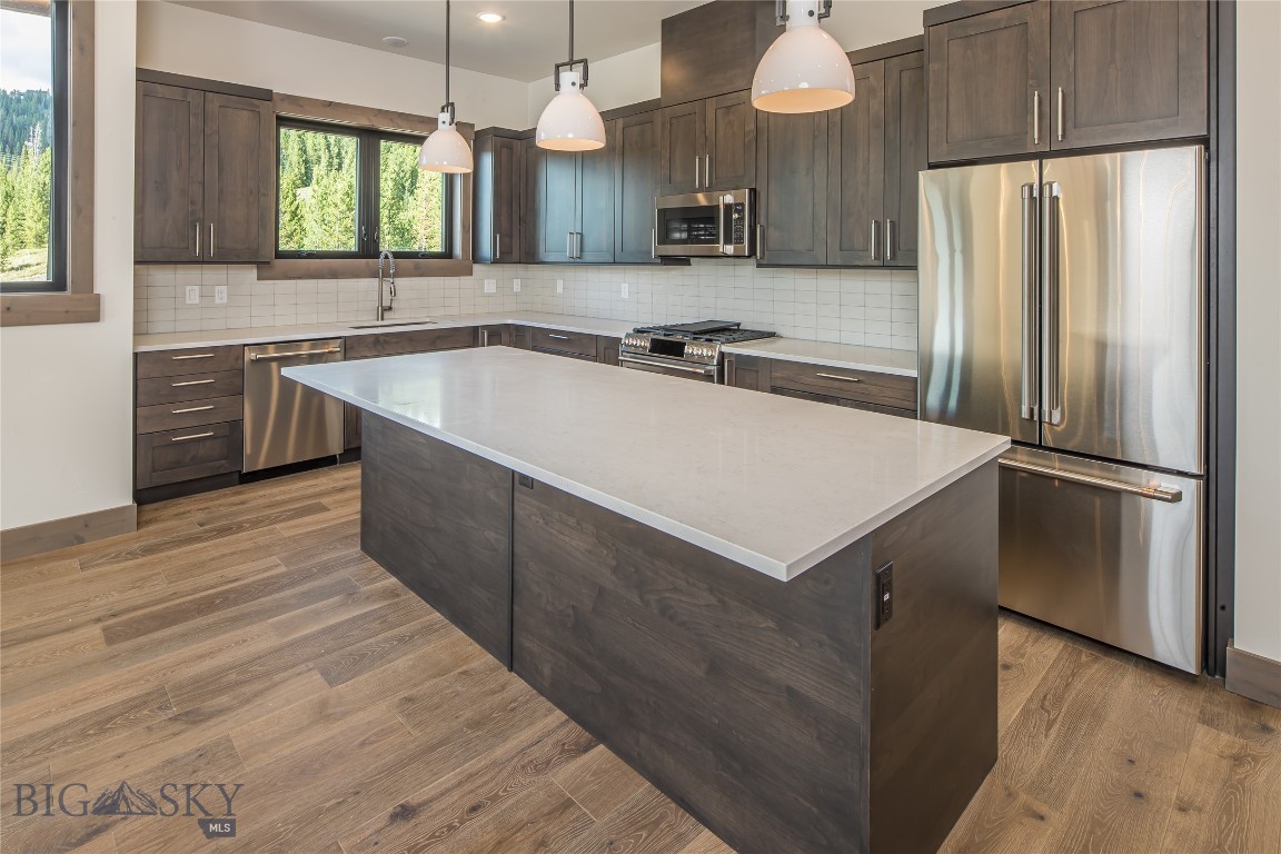 2D Summit View - 502D