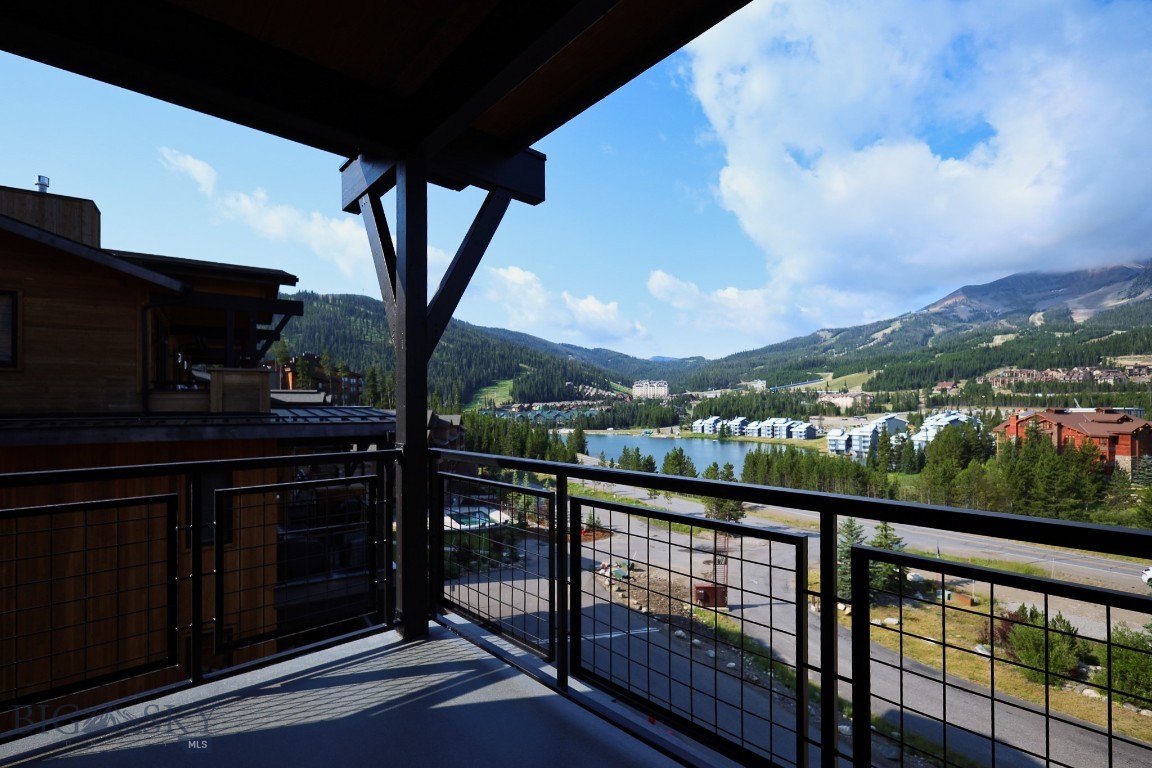 2D Summit View - 401D