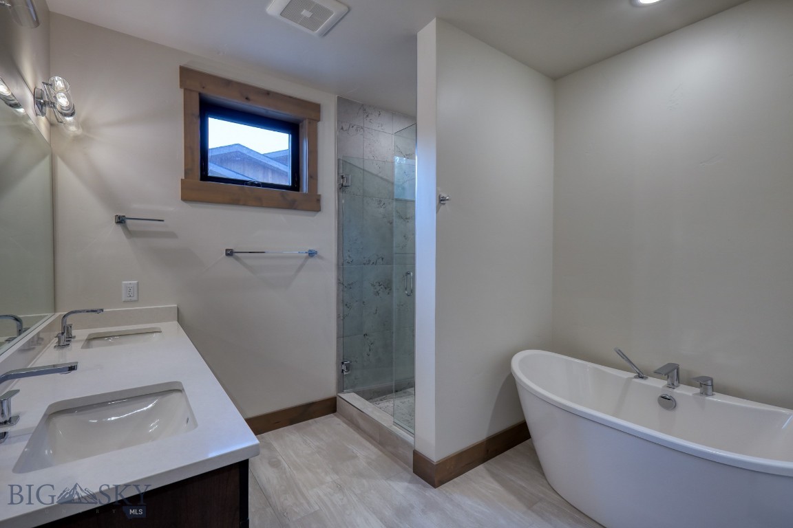 2D Summit View - 401D