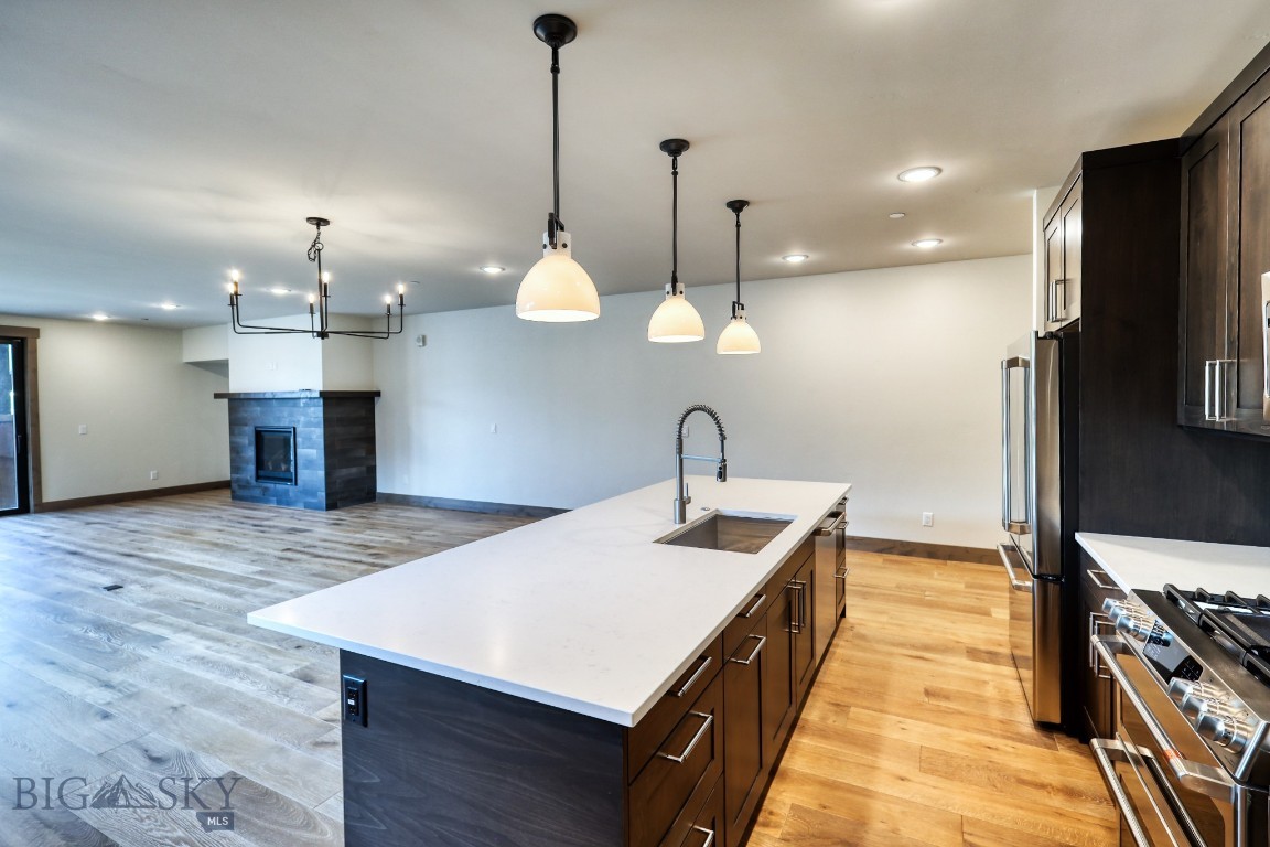 2D Summit View - 401D