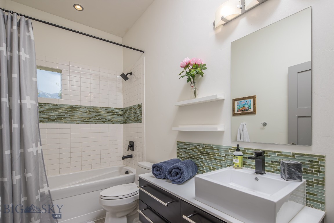 178 Pine Cone Terrace