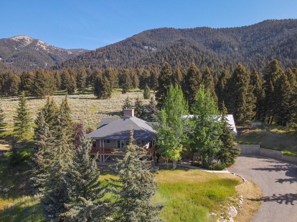 2780 Bobtail Horse Road