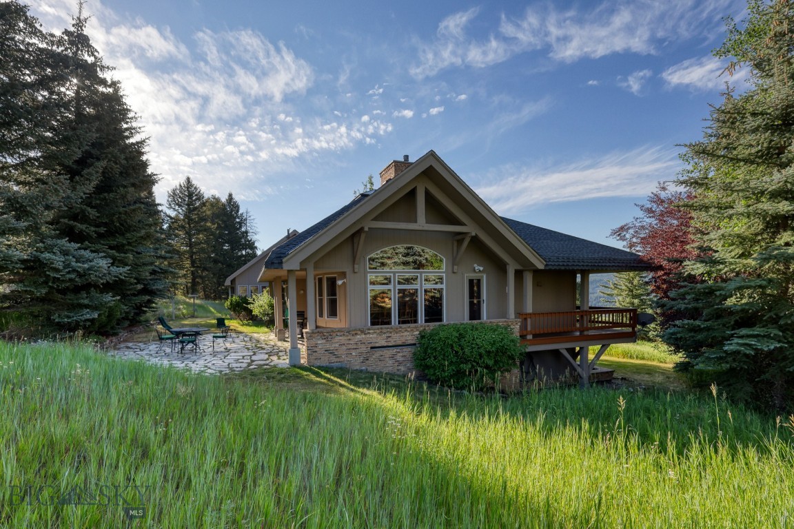 2780 Bobtail Horse Road
