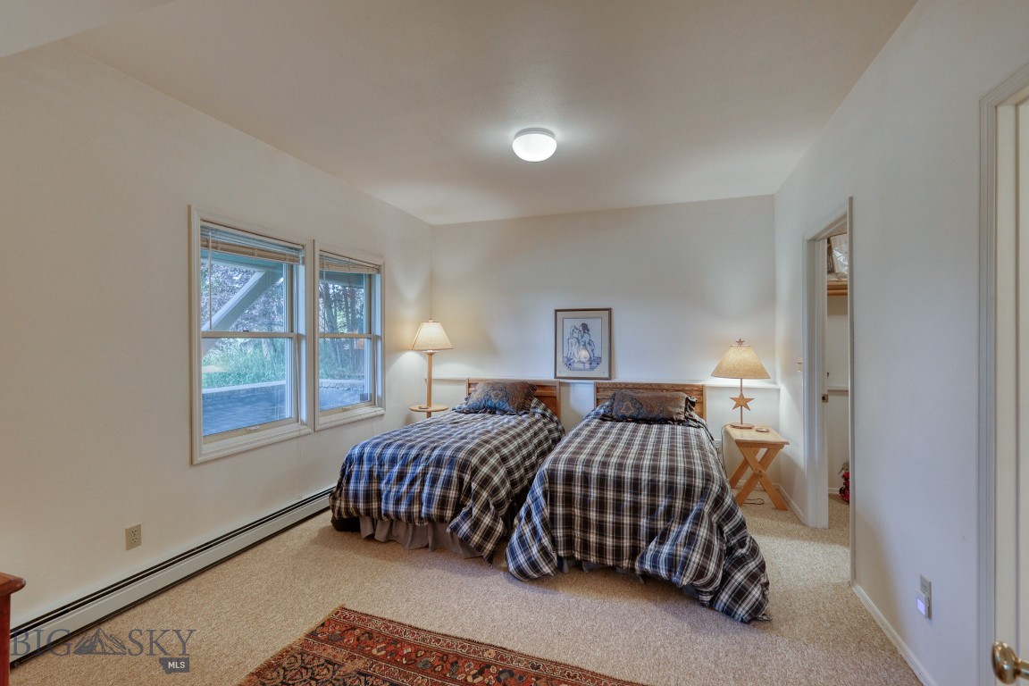 2780 Bobtail Horse Road