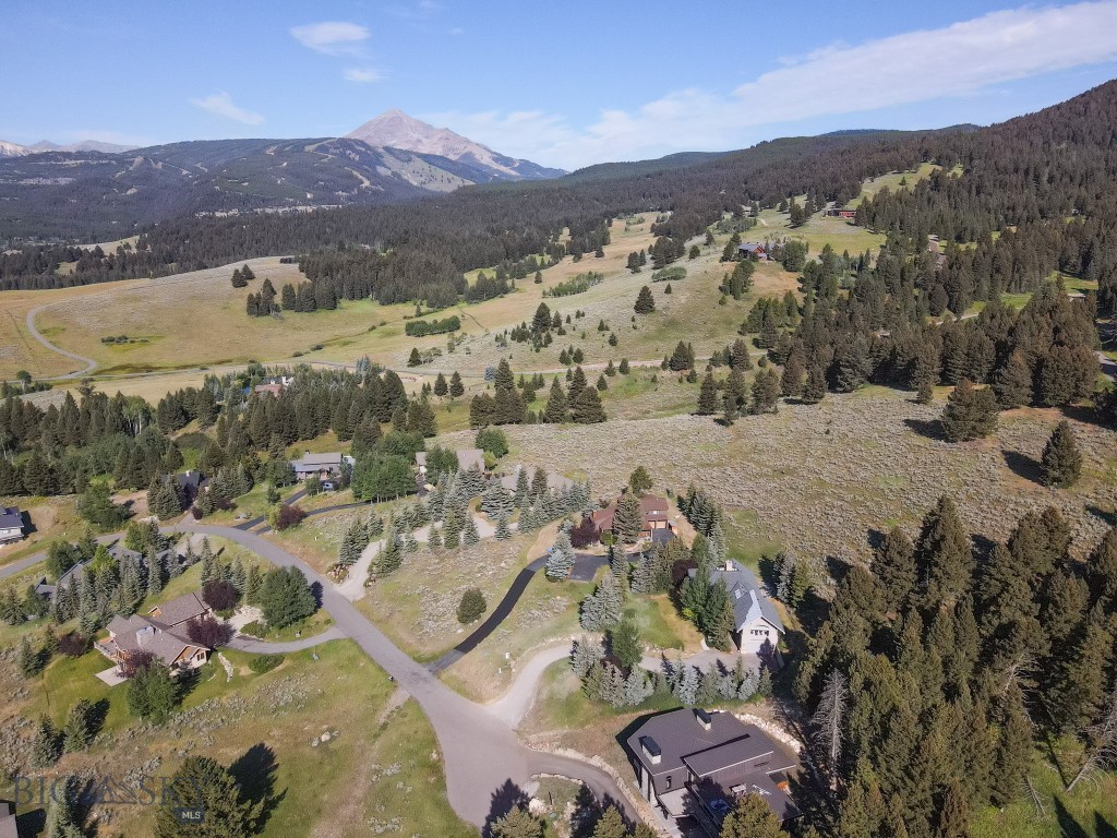 2780 Bobtail Horse Road