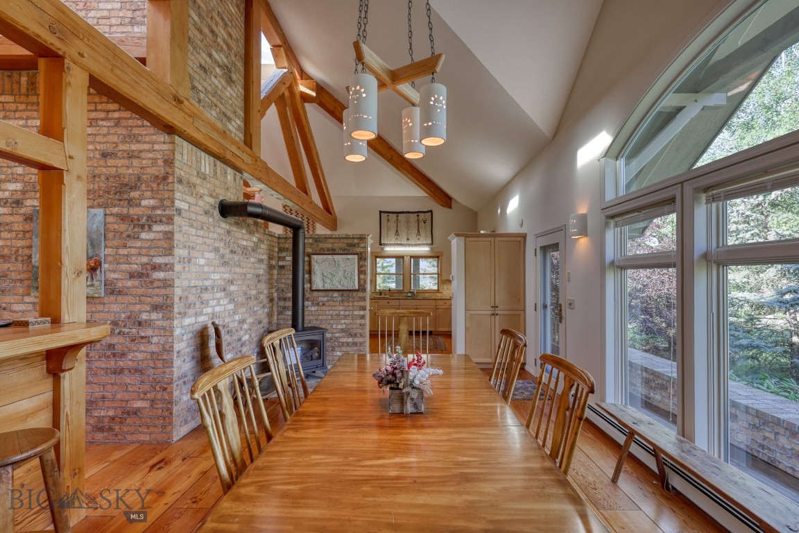 2780 Bobtail Horse Road