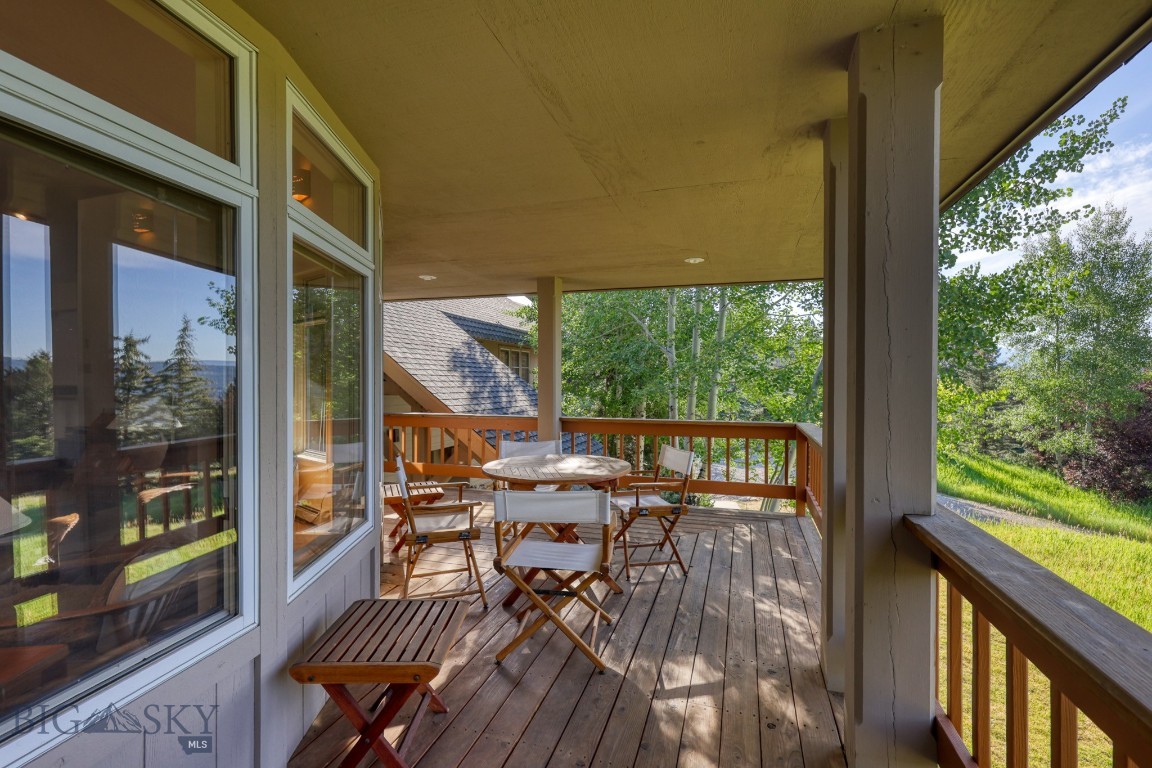 2780 Bobtail Horse Road