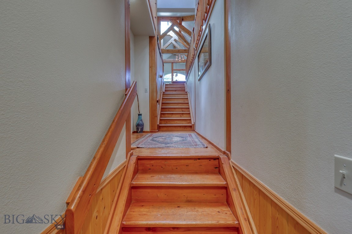 2780 Bobtail Horse Road