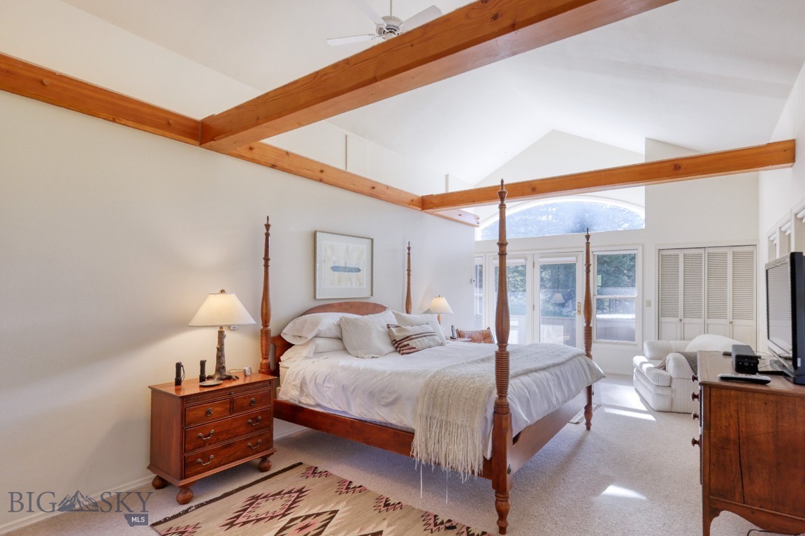 2780 Bobtail Horse Road