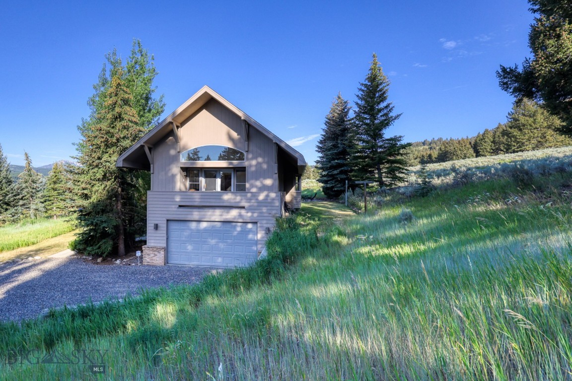 2780 Bobtail Horse Road