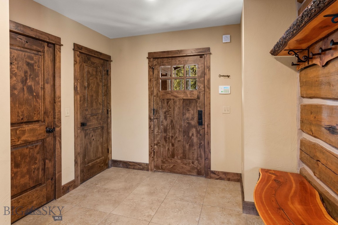 16 Oglala Road