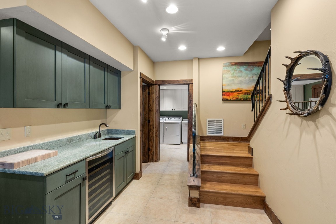 16 Oglala Road