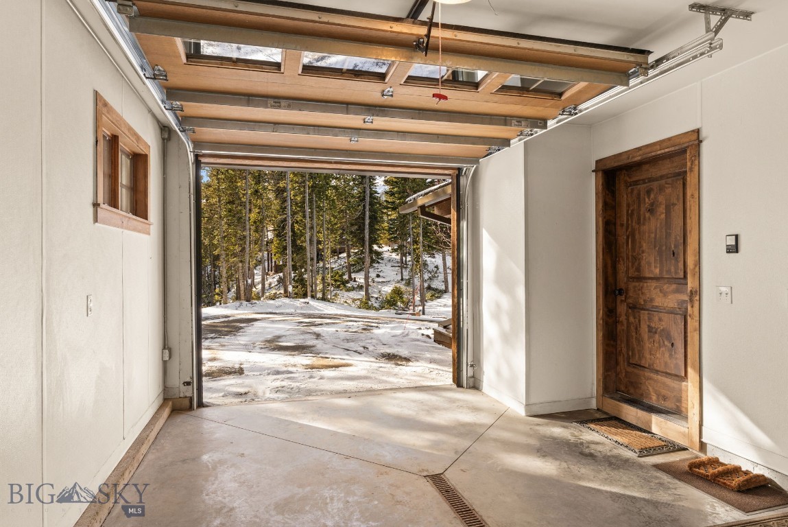 16 Oglala Road