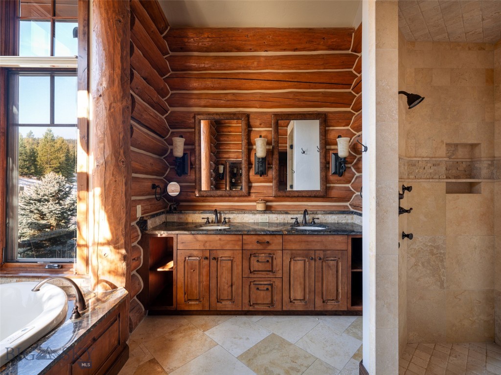 168 Charlie Russell Loop