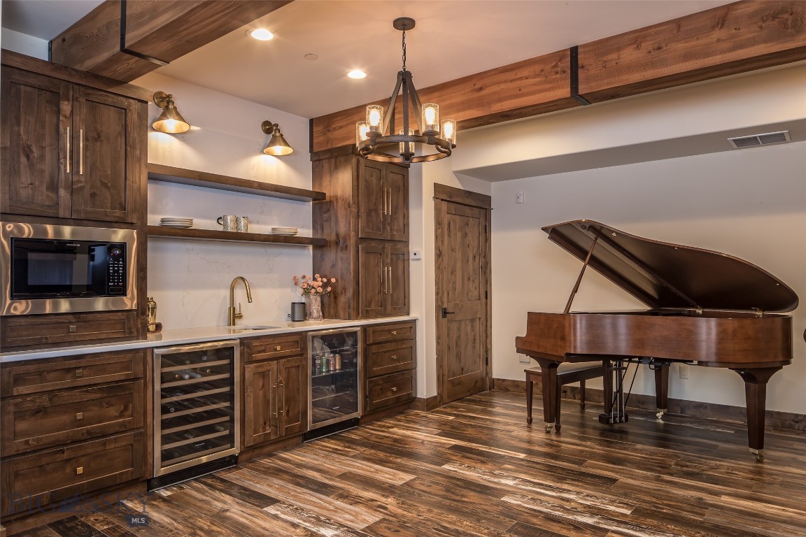 172 Ciel Drive