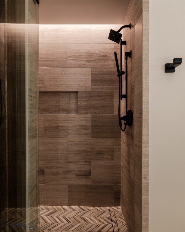 218 Martingale Fork 13