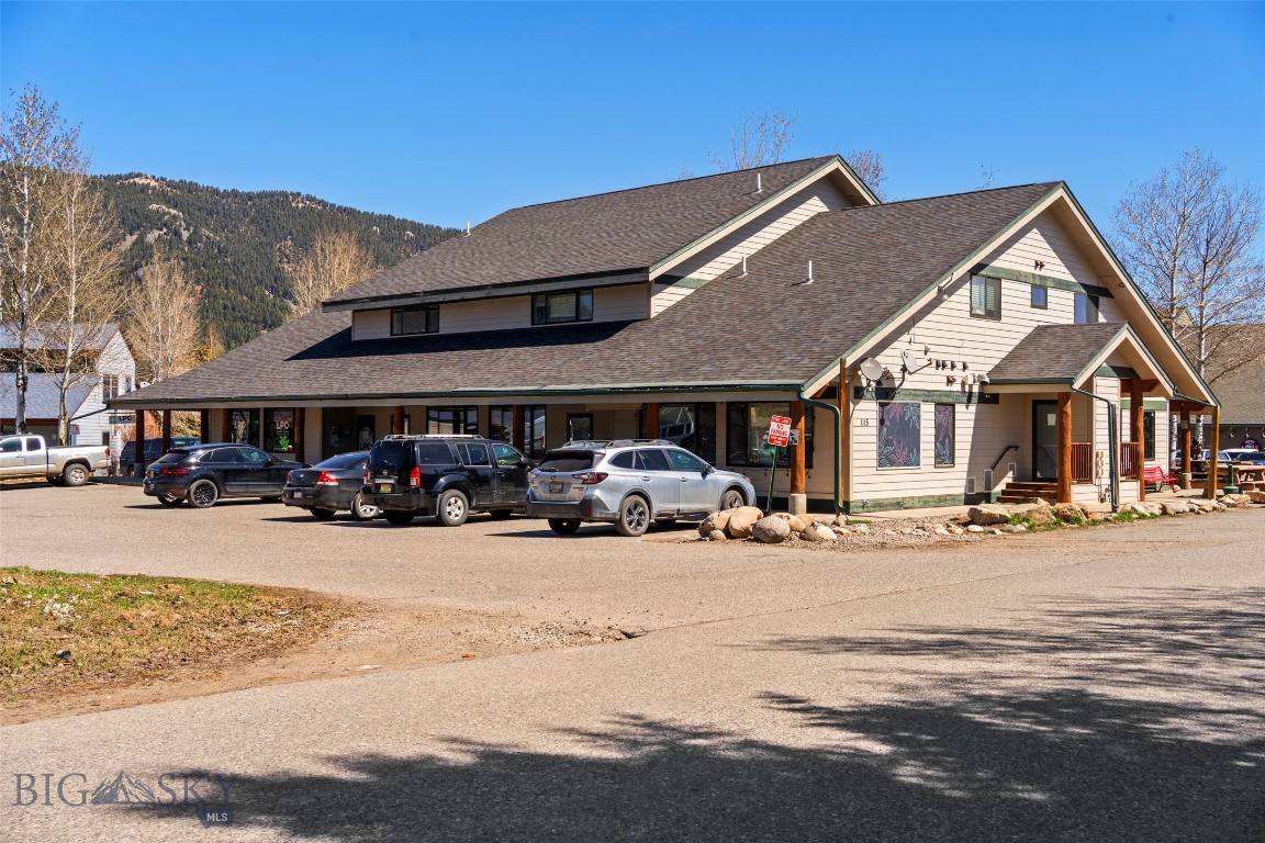 115 Aspen Leaf Drive 1E