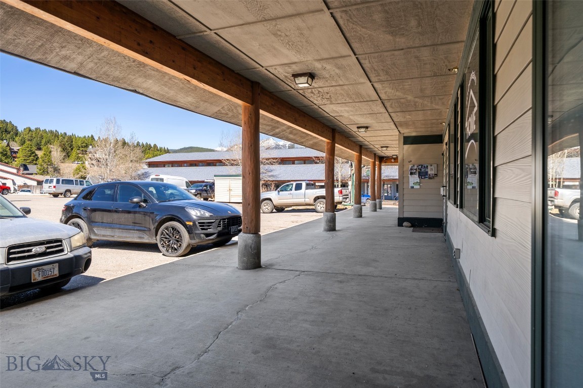 115 Aspen Leaf Drive 1E