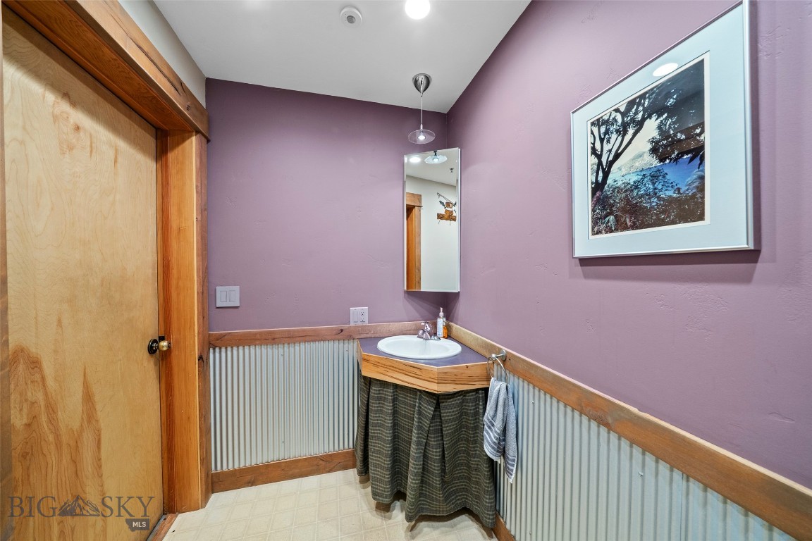 115 Aspen Leaf Drive 1E