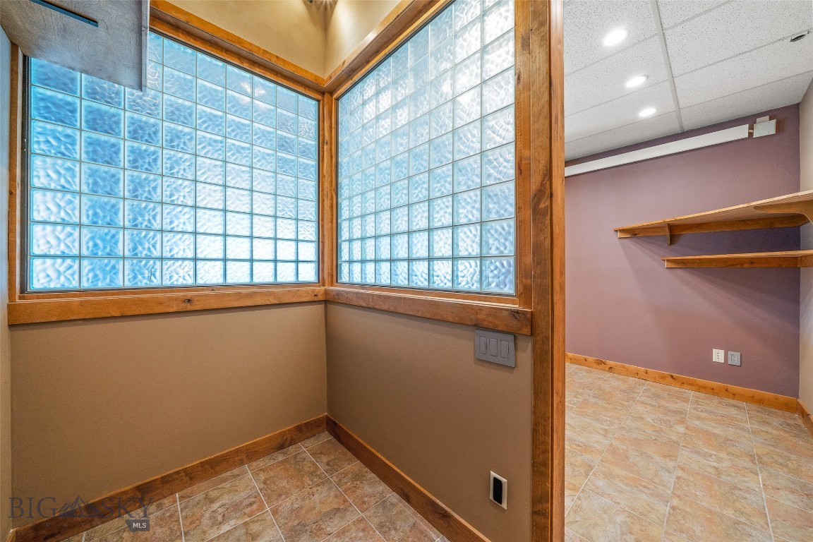 115 Aspen Leaf Drive 1E