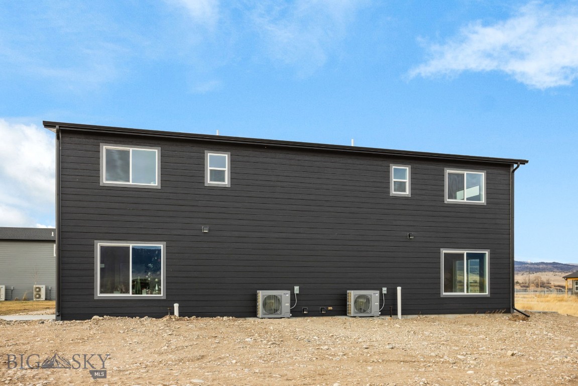 310 Yogi Avenue