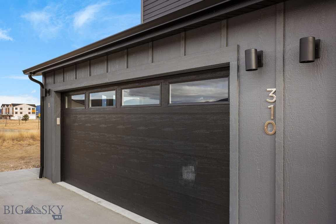 310 Yogi Avenue