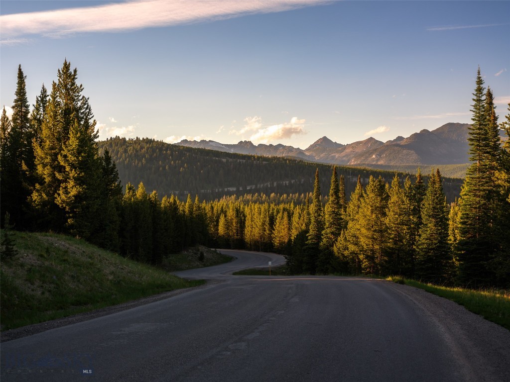 Lot 83 Elk Valley Road