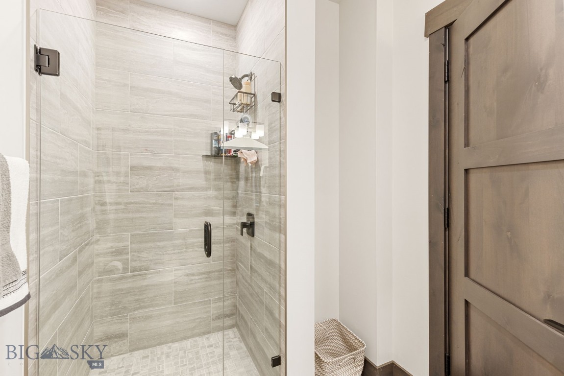 2C Summit View Dr 303