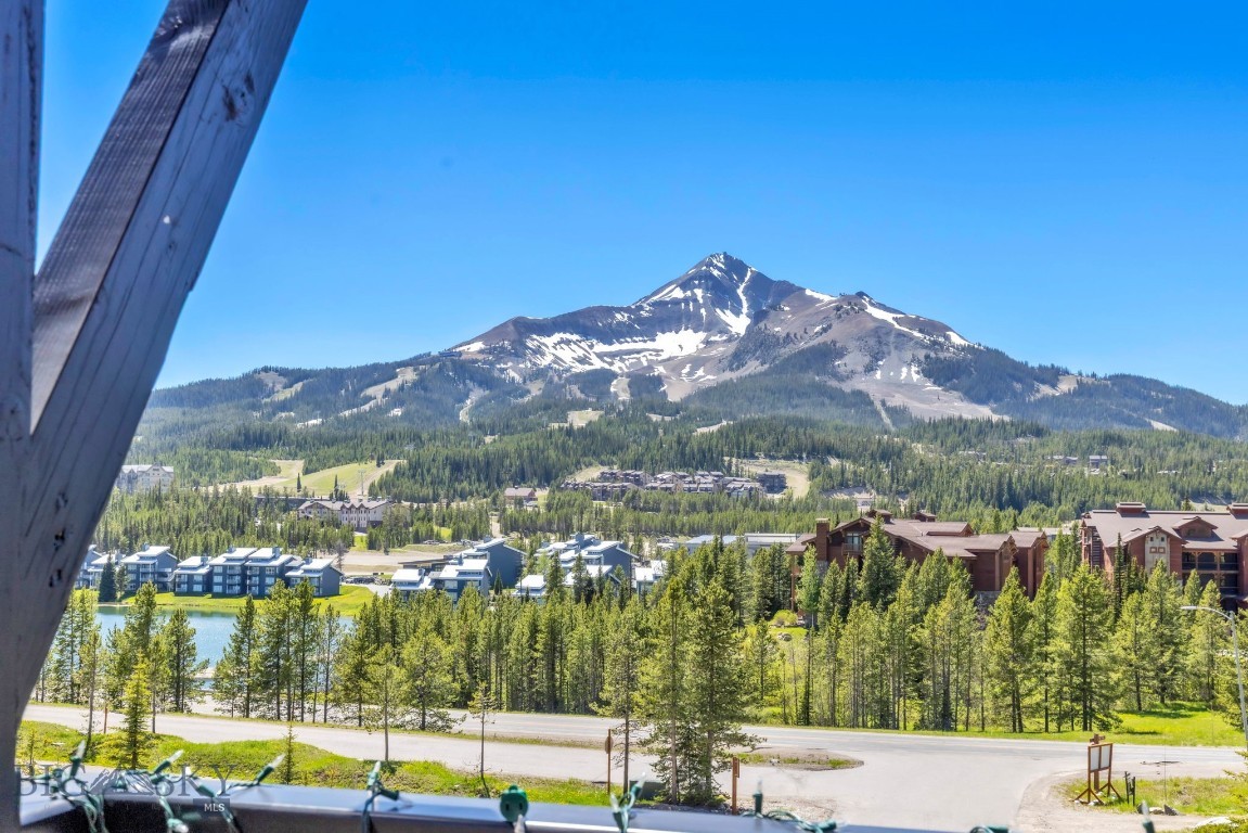 2C Summit View Dr 303