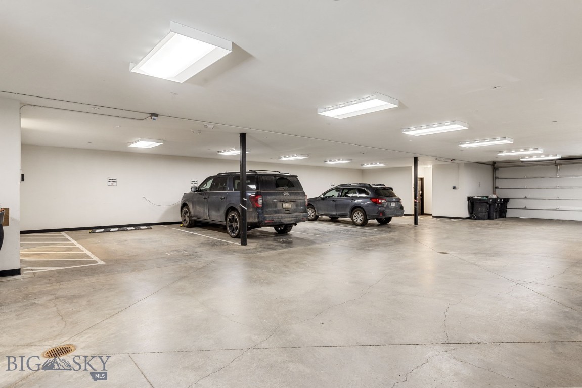 2C Summit View Dr 303