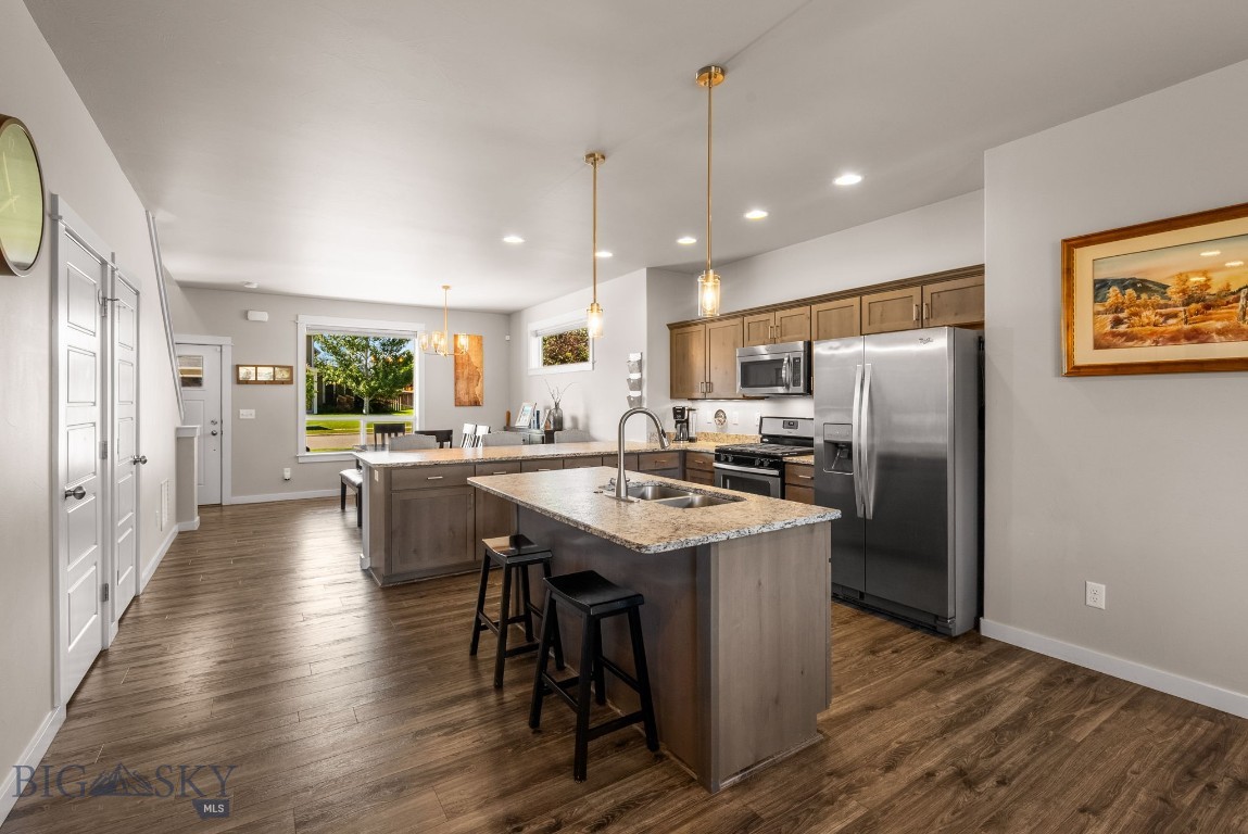 123 E Hyalite Peak Drive