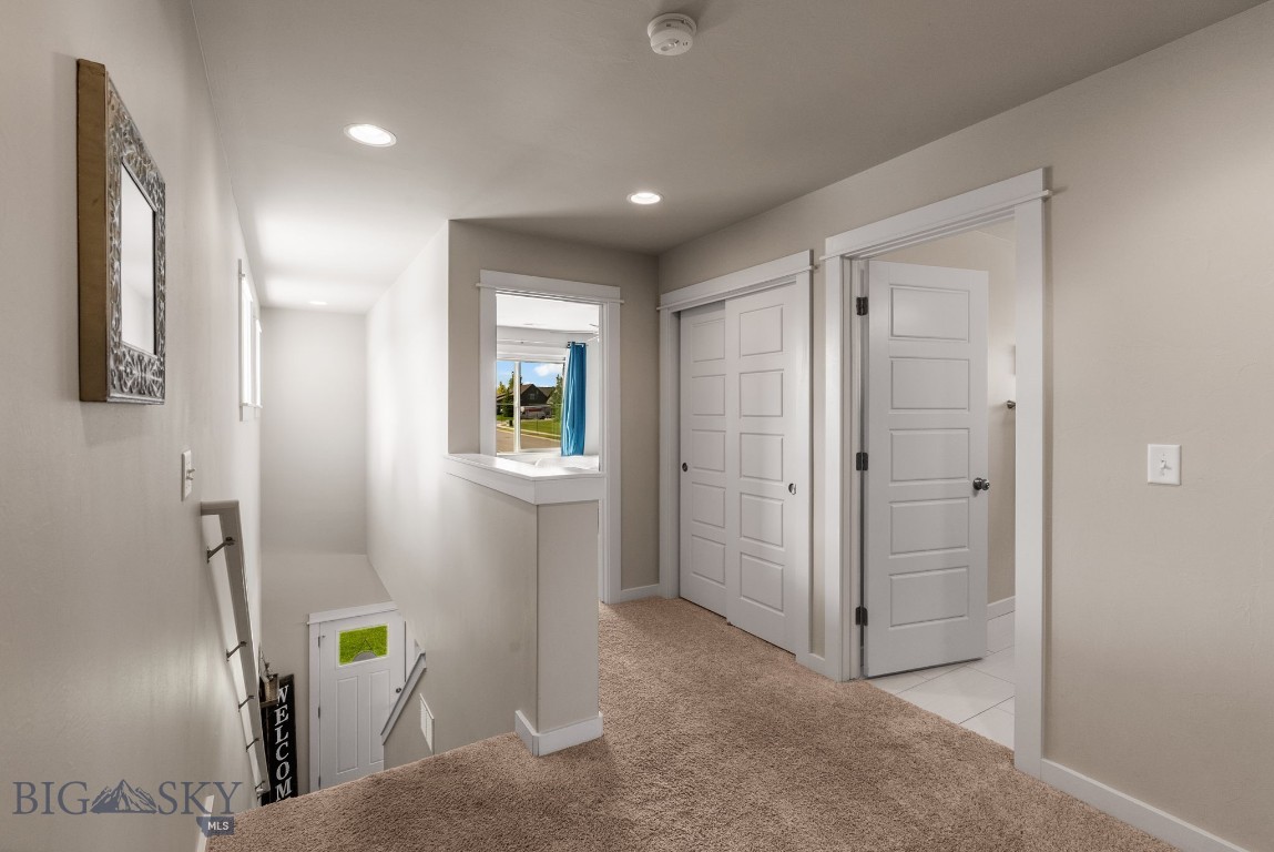 123 E Hyalite Peak Drive