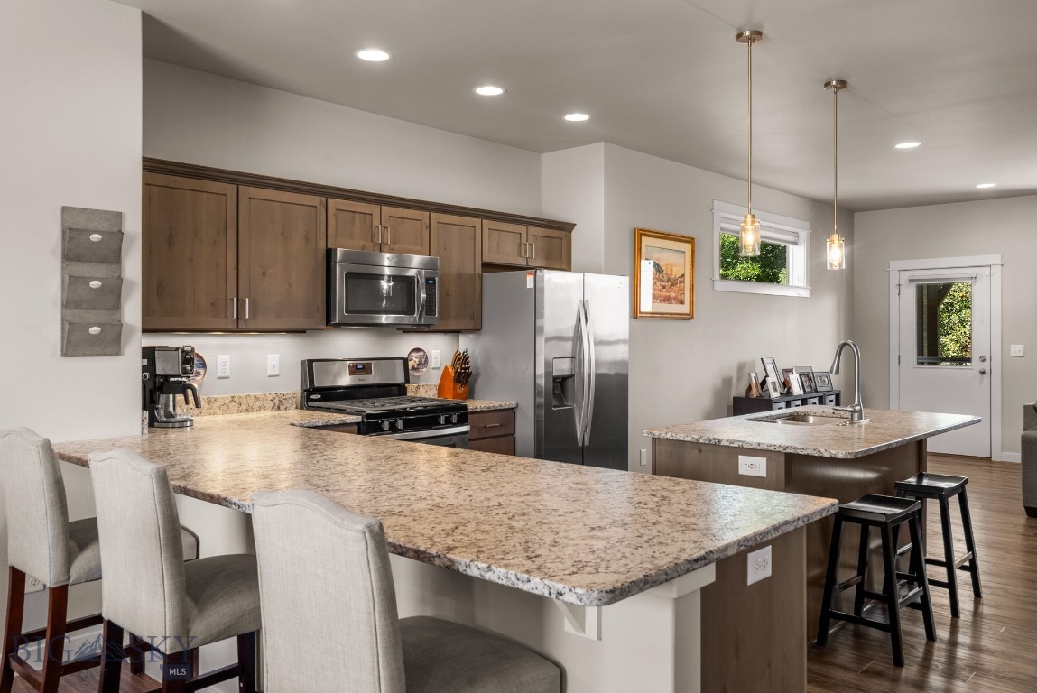 123 E Hyalite Peak Drive