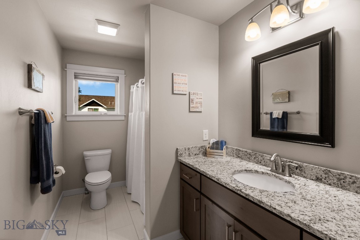 123 E Hyalite Peak Drive