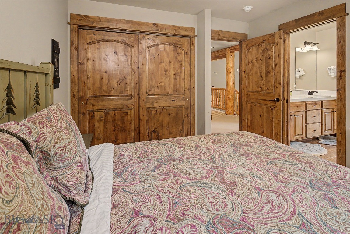 28 White Otter Road & Lot 41 White Otter Road