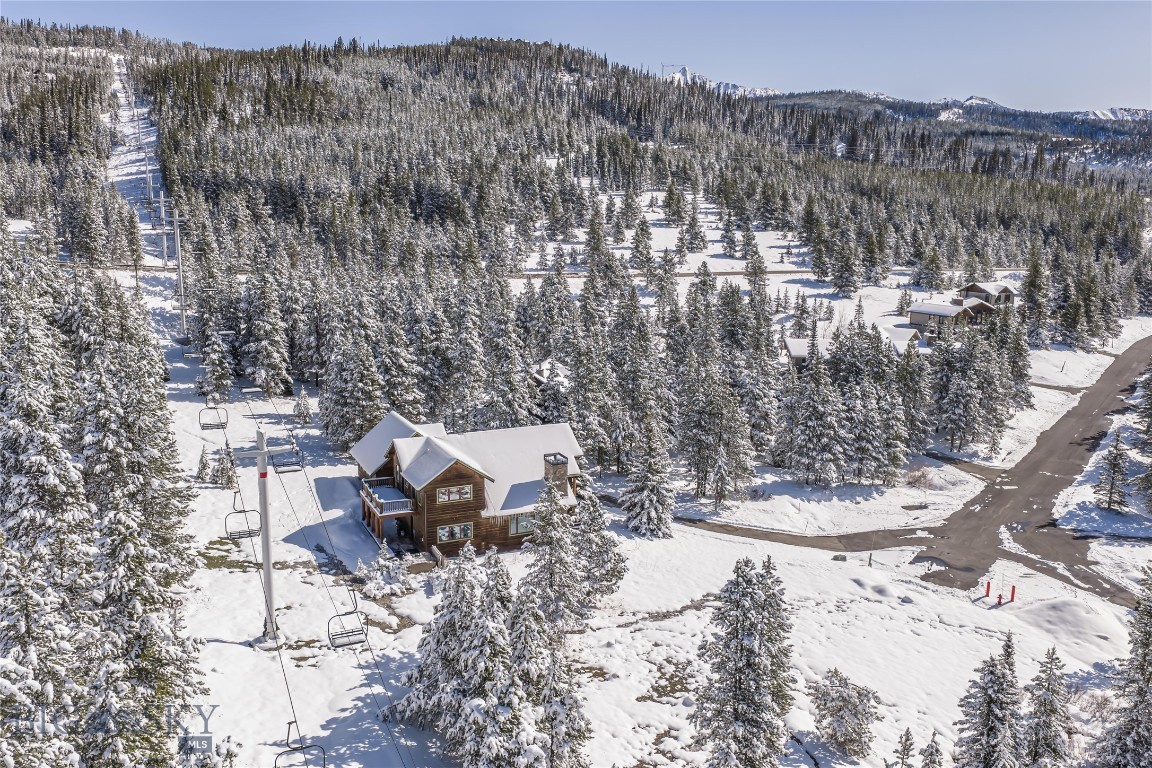 28 White Otter Road & Lot 41 White Otter Road