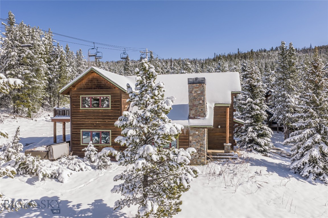 28 White Otter Road & Lot 41 White Otter Road