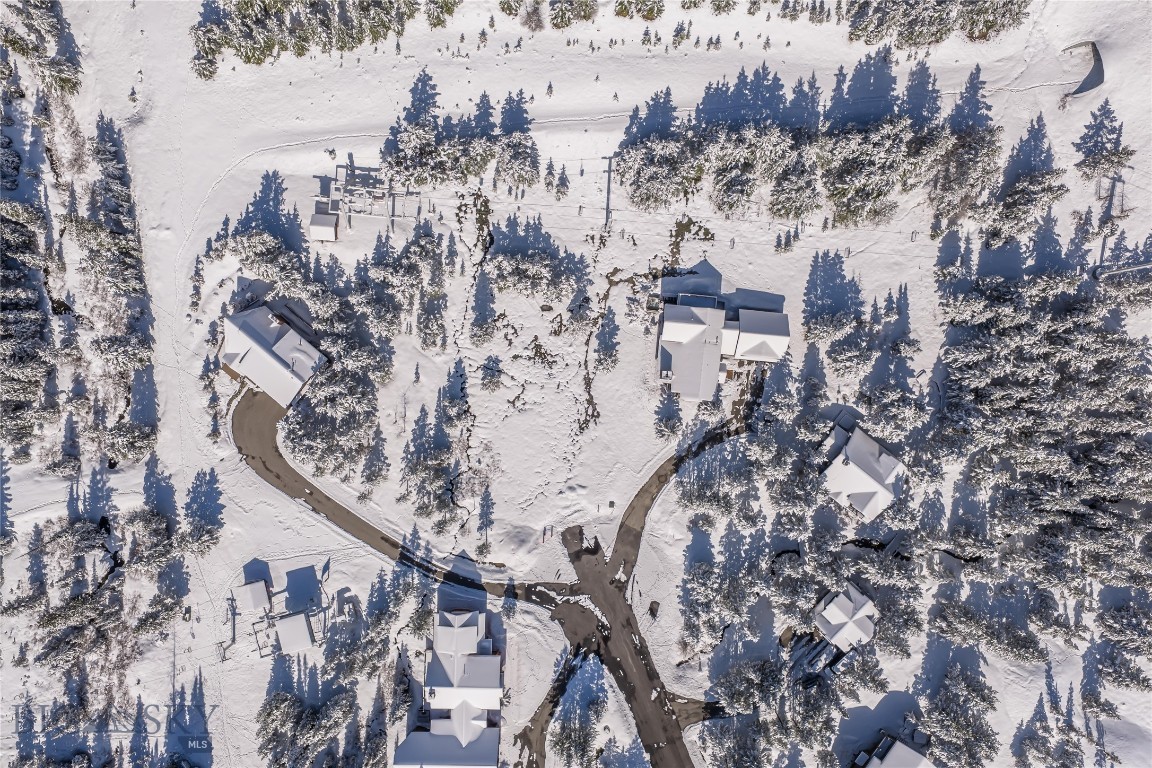 28 White Otter Road & Lot 41 White Otter Road