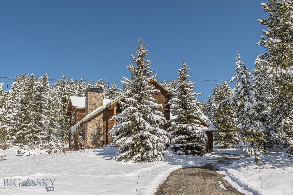 28 White Otter Road & Lot 41 White Otter Road