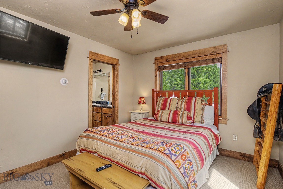 28 White Otter Road