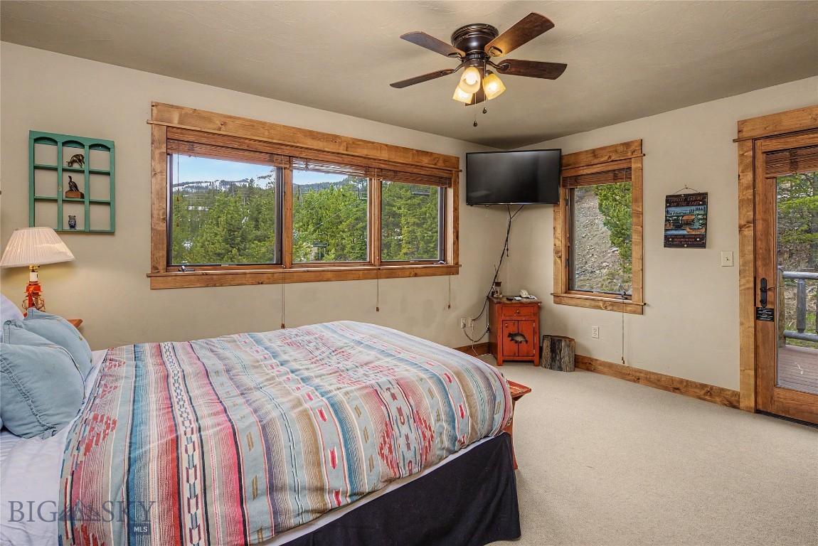 28 White Otter Road