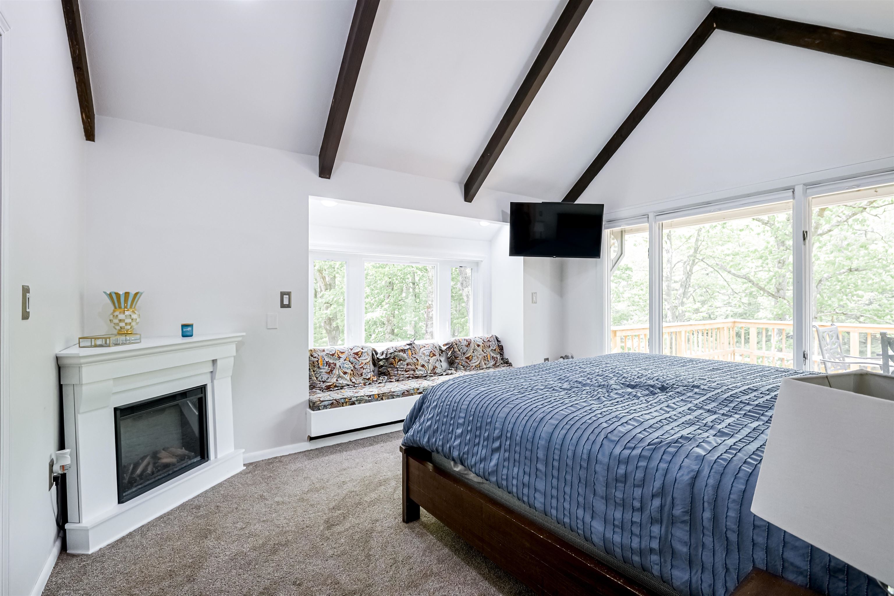 38 Canoe Run Road