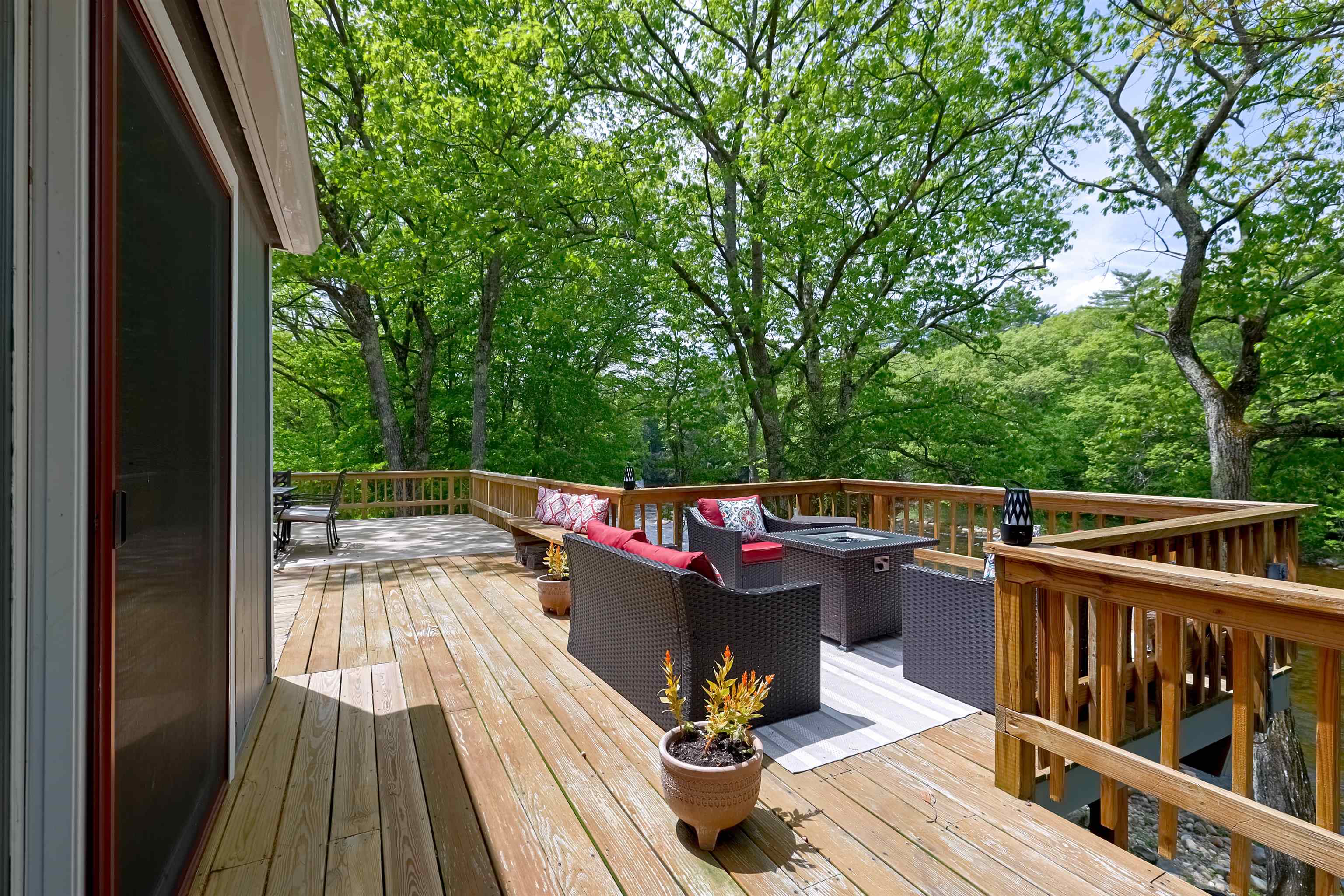 38 Canoe Run Road