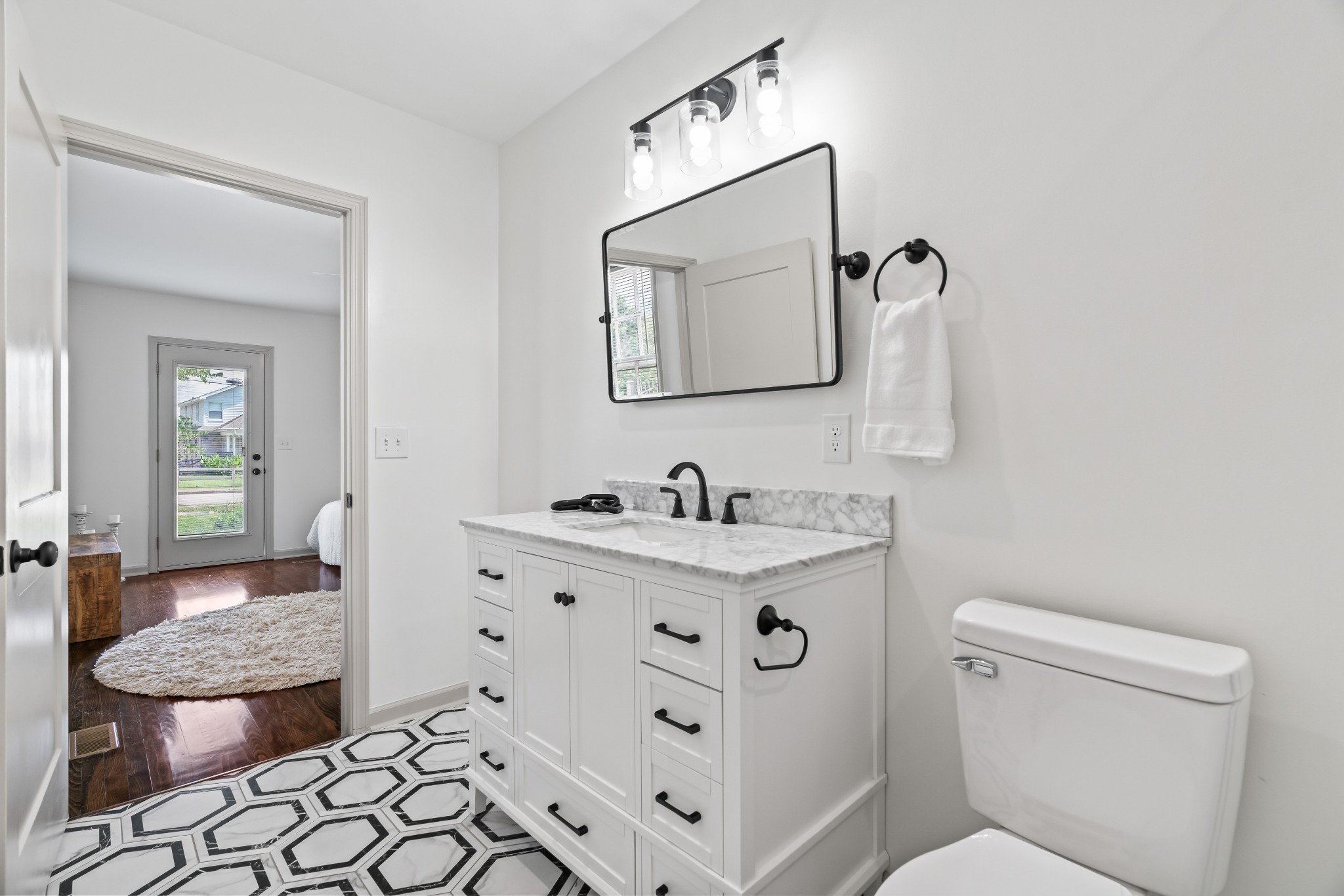 1715 River Dr