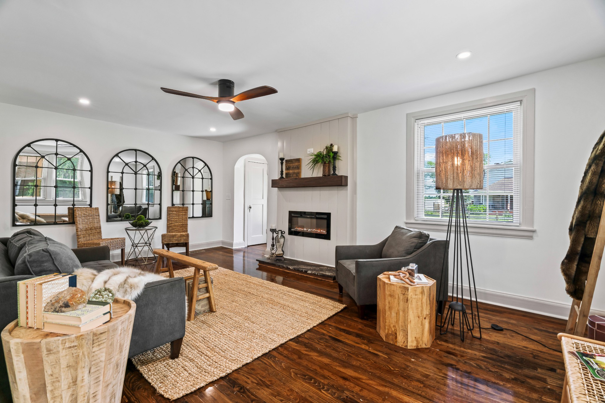 1715 River Dr