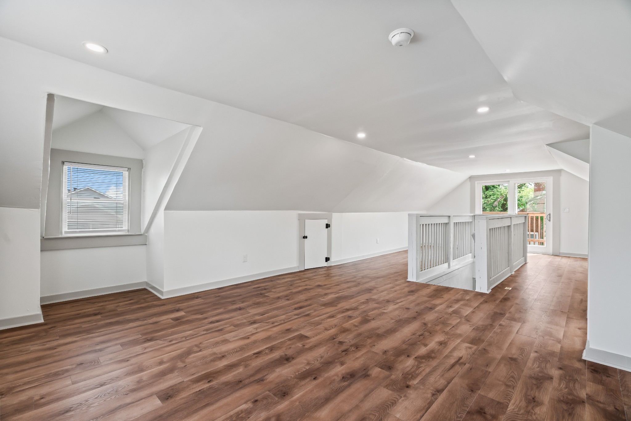 1715 River Dr