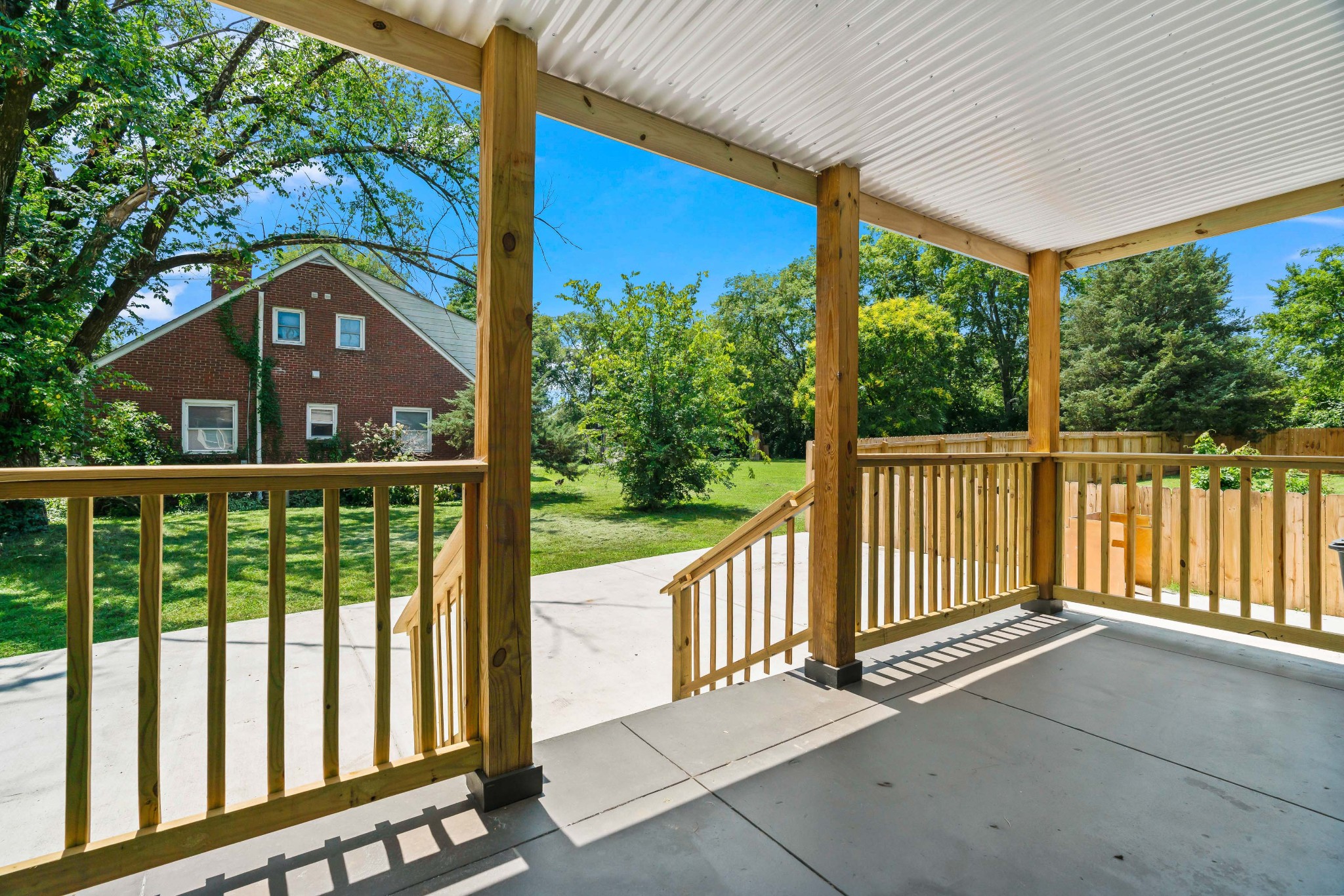 1715 River Dr