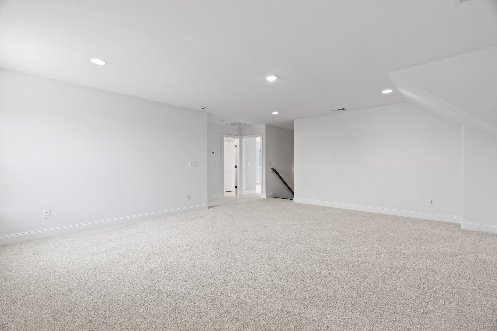 345 Broughton St