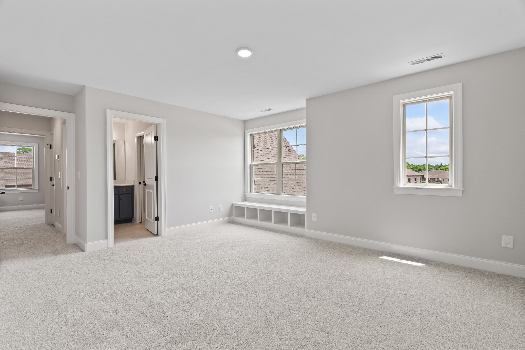 345 Broughton St