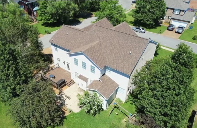 8011 Streamside Dr